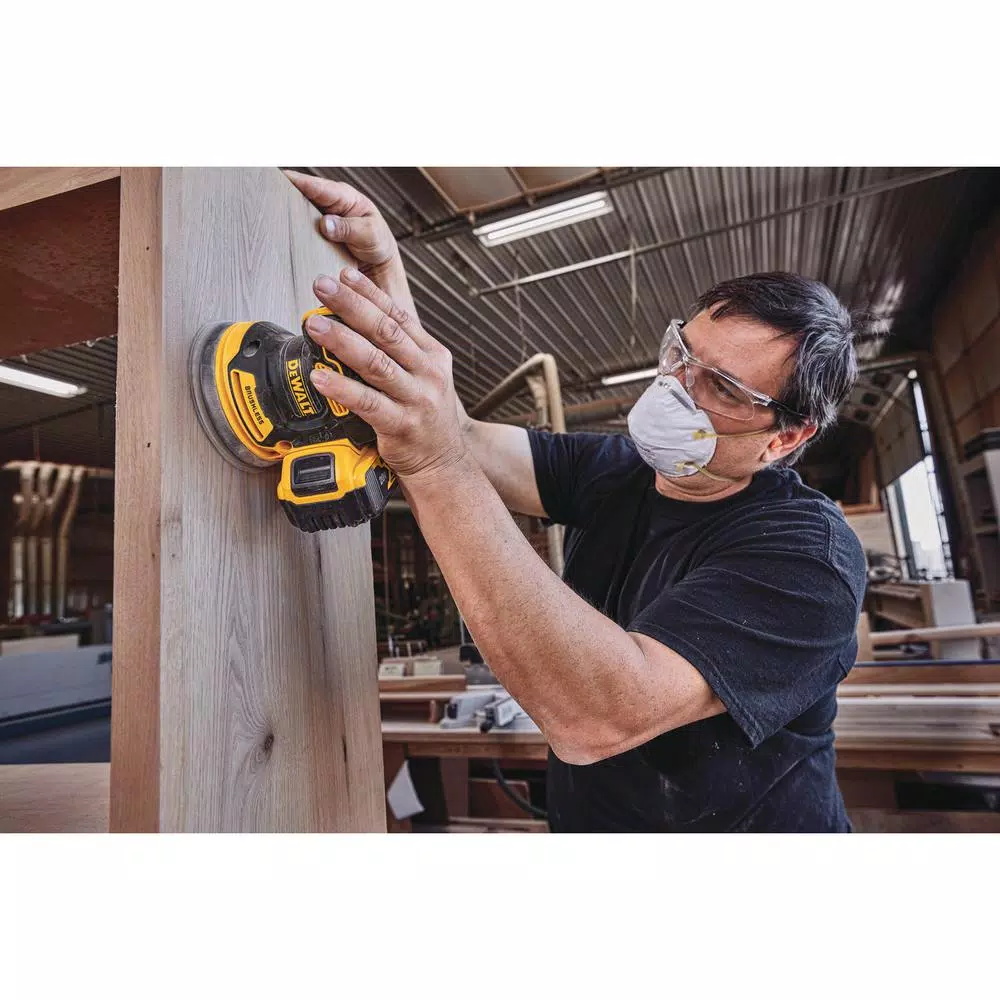 Top 10 😍 Sanders DEWALT 20-Volt MAX XR Cordless Brushless 5 In. Random Orbital Sander With (1) 20-Volt Battery 5.0Ah & Charger ❤️ 9 Top 10 😍 Sanders DEWALT 20-Volt MAX XR Cordless Brushless 5 In. Random Orbital Sander With (1) 20-Volt Battery 5.0Ah & Charger ❤️ - Image 9